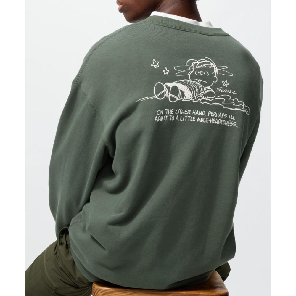 Uniqlo Peanuts Linus Crewneck Cotton Sweatshirt in Olive Green
